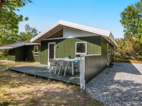 6 person holiday home in Glesborg